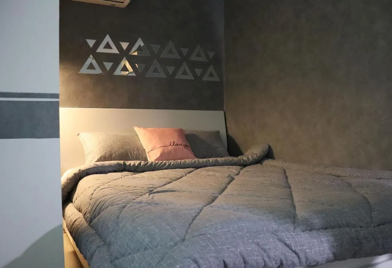 Jun Guesthouse 2*, Seoul South Korea
