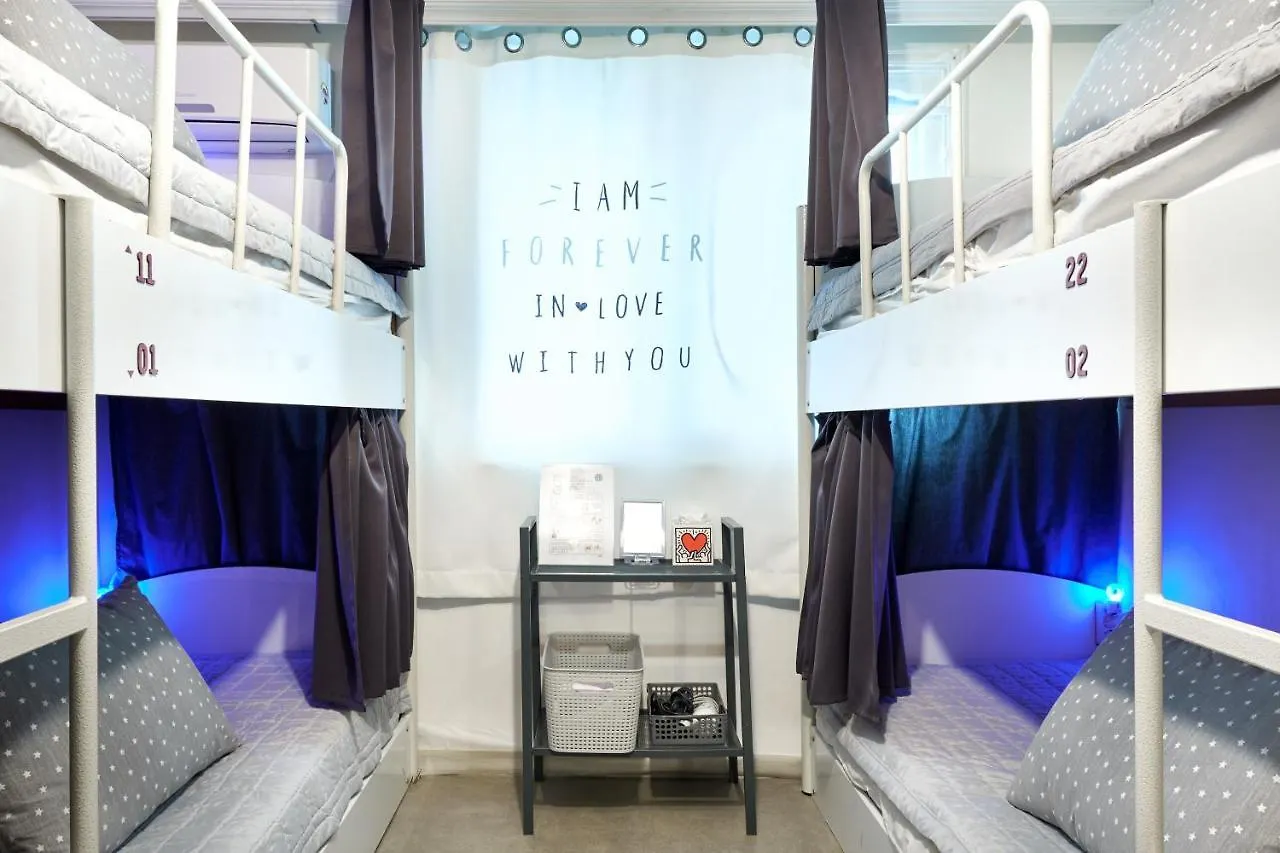 Jun Guesthouse