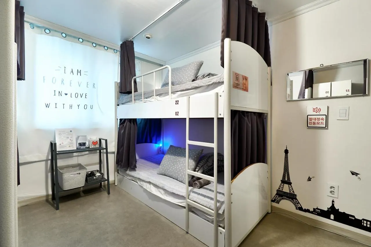 Jun Guesthouse Guest house