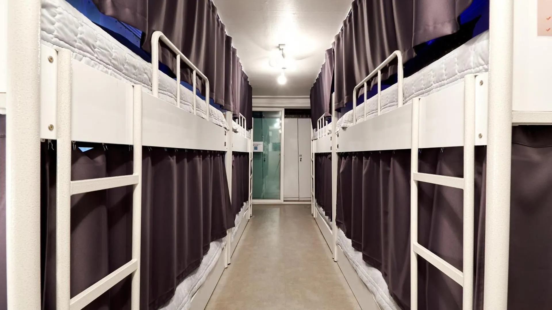 Jun Guesthouse 2*, Seoul South Korea